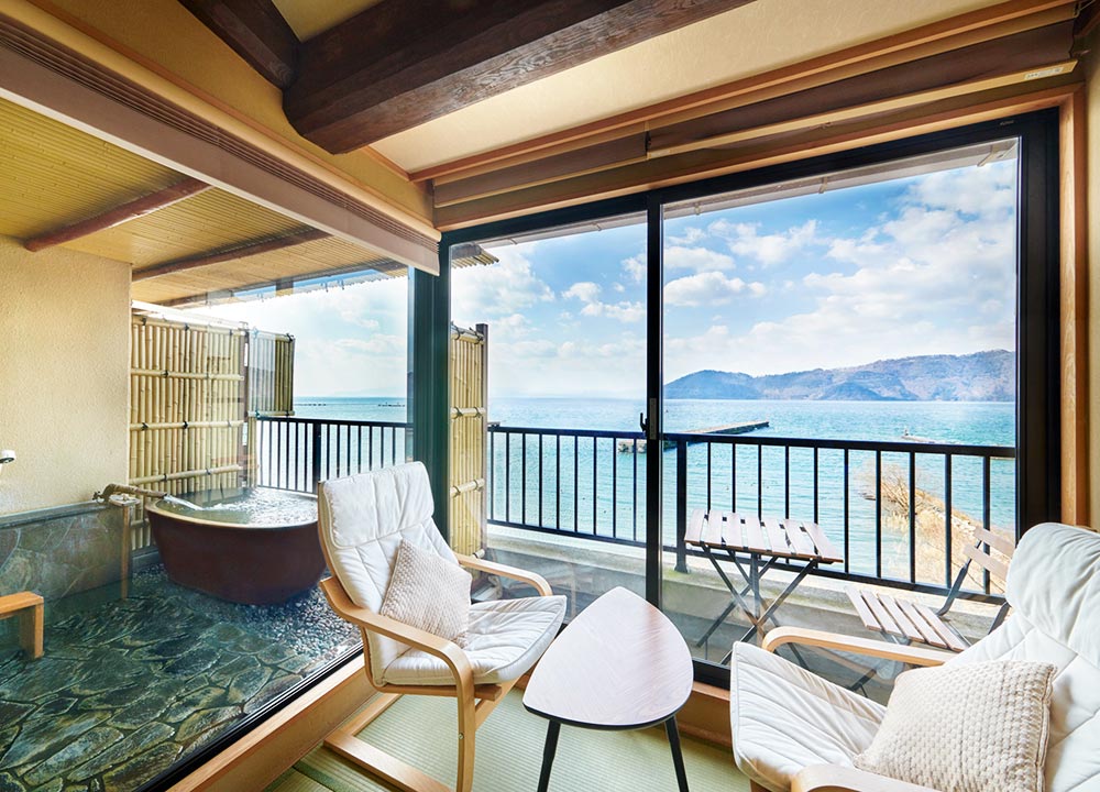 Japanese-style room